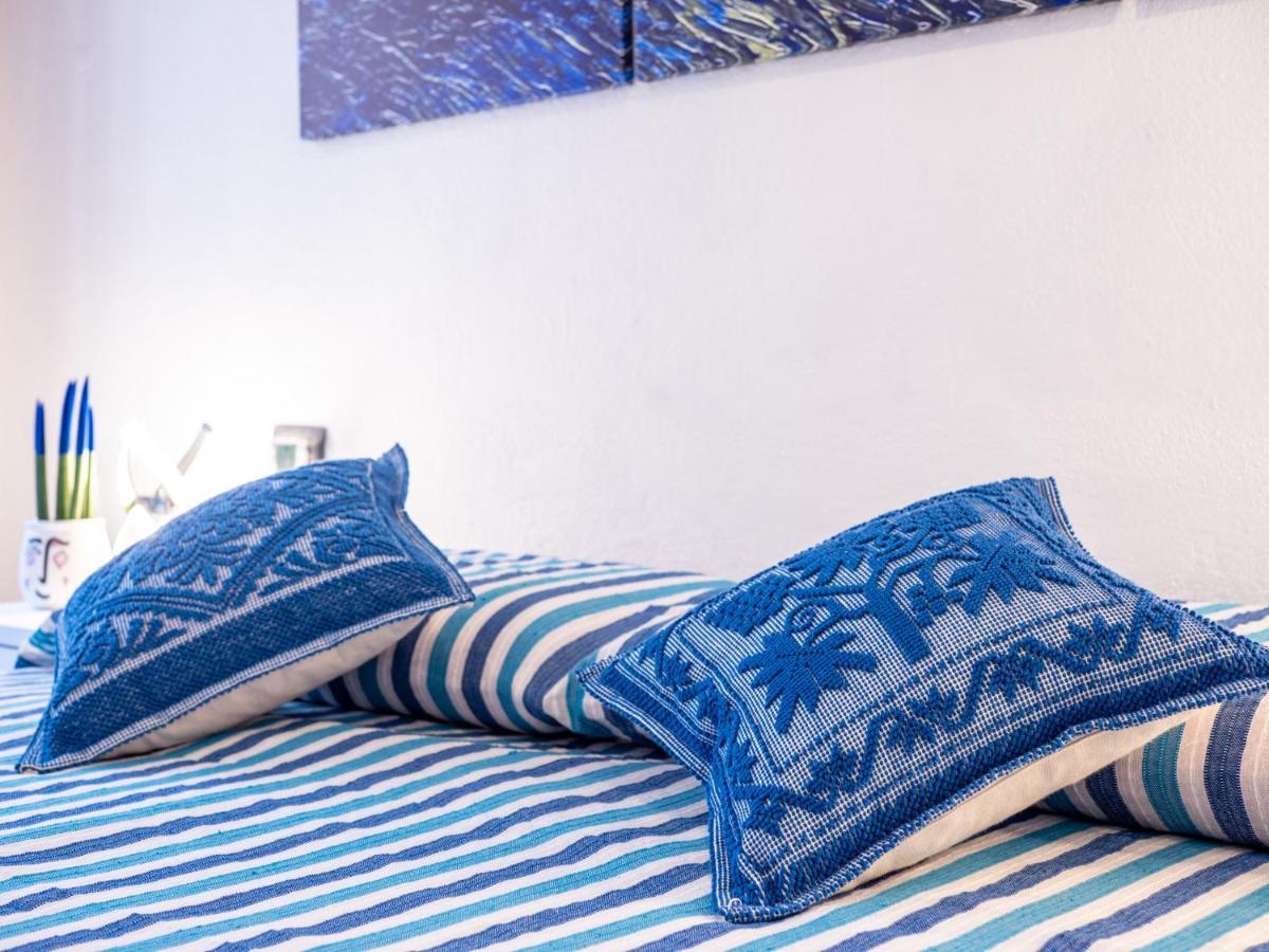 Little Diamond - City Centre Apartment Cagliari Bagian luar foto